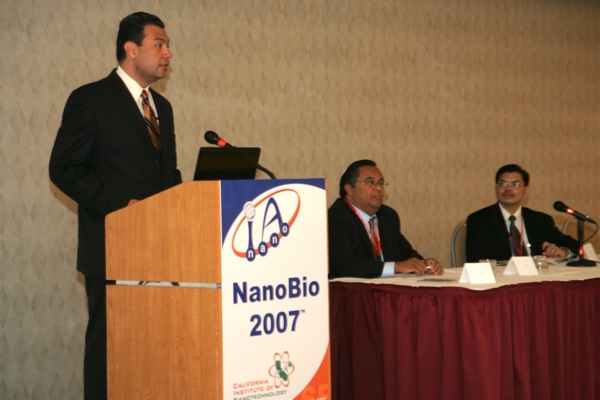 Lloyd Tran- senaror Alex Padilla- Richard Polanco-NanoBio2007